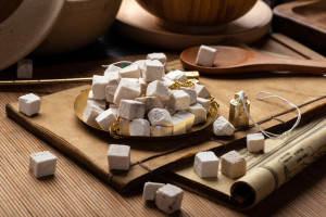 EXPLORING PORIA COCOS: BOTANICAL INSIGHTS, BENEFITS, AND USAGE